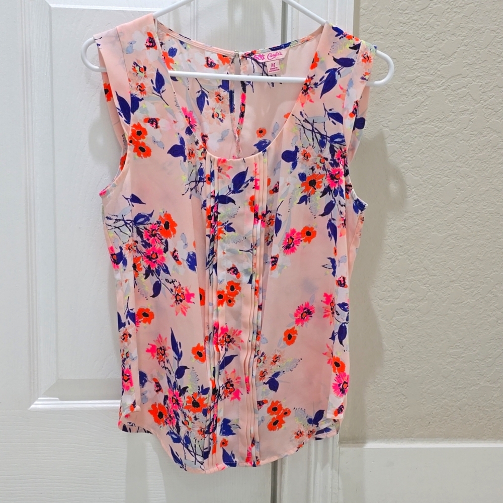 Beautiful blouses size S. Used. Six blouses  $7.00